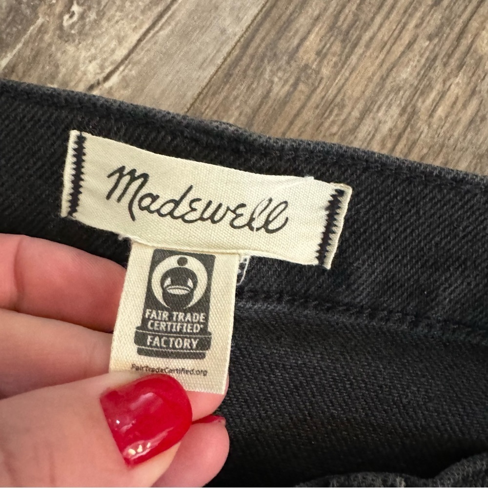 NWOT! Madewell Mid-Rise Kick Out Crop Jeans - Color: Black Rise Wash - Picture 10 of 11